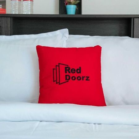 Reddoorz Plus Near Mango Avenue Cebu Εξωτερικό φωτογραφία
