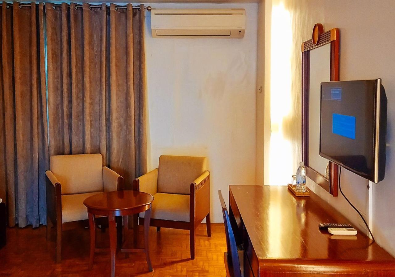 Reddoorz Plus Near Mango Avenue Cebu Δωμάτιο φωτογραφία