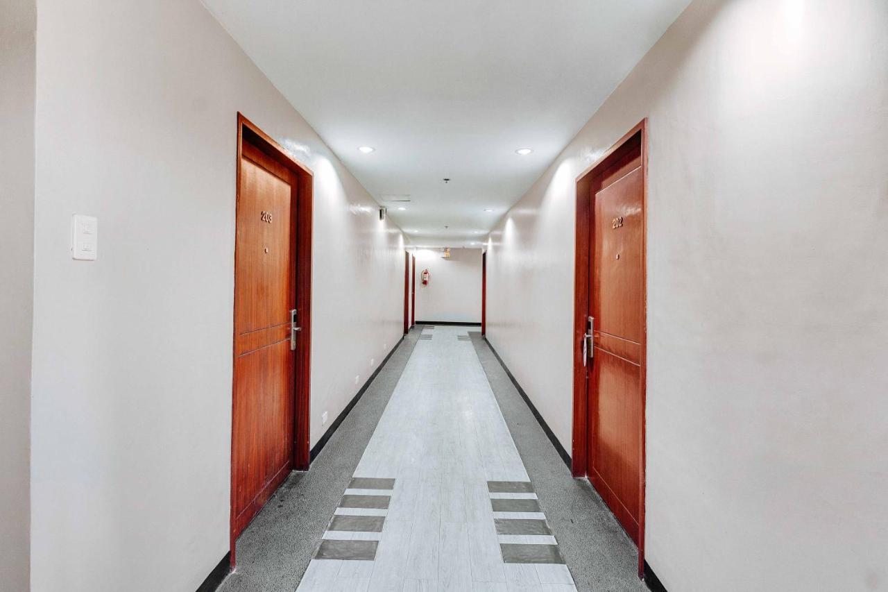 Reddoorz Plus Near Mango Avenue Cebu Εξωτερικό φωτογραφία